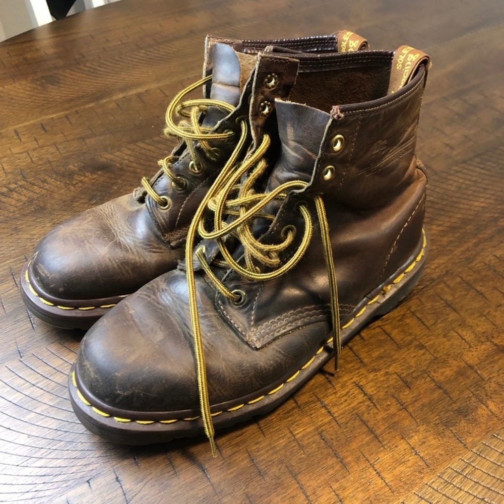 Vintage Dr. Marten 1460 MADE IN ENGLAND
